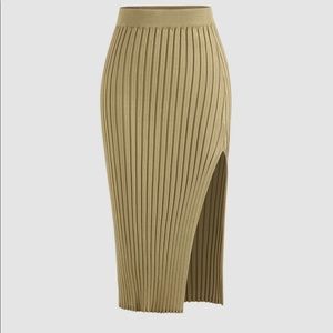 Cider pencil skirt with side slit. Never been worn